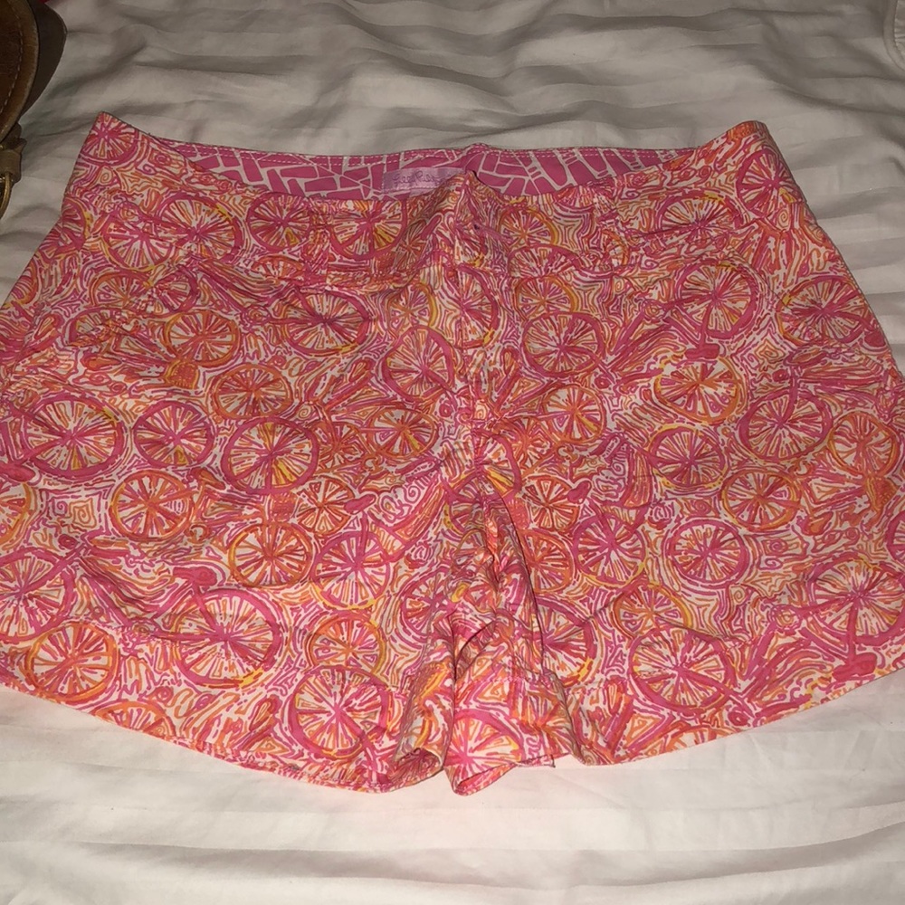 Lilly Pulitzer 10 speed shorts.
